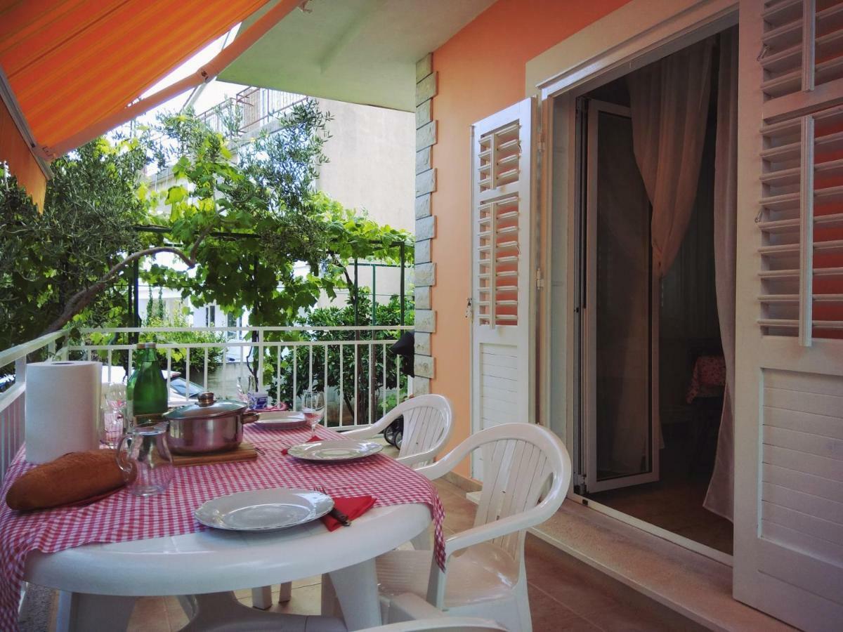 Apartman Antulov Srima Buitenkant foto