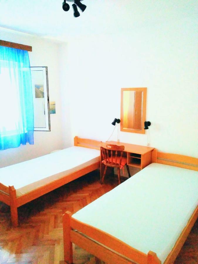 Apartman Antulov Srima Buitenkant foto