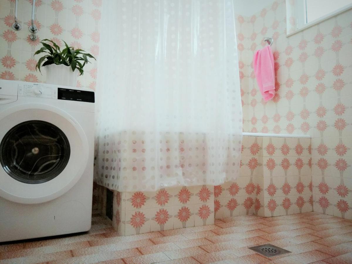 Apartman Antulov Srima Buitenkant foto
